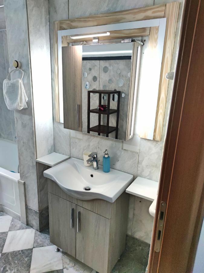 Central Oasis Apartman Kavála Kültér fotó